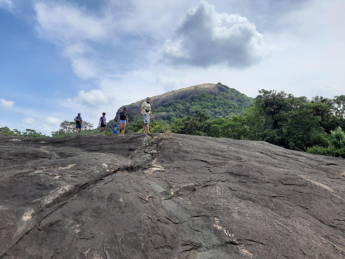 Galaxy View Homestay Sigiriya Esterno foto