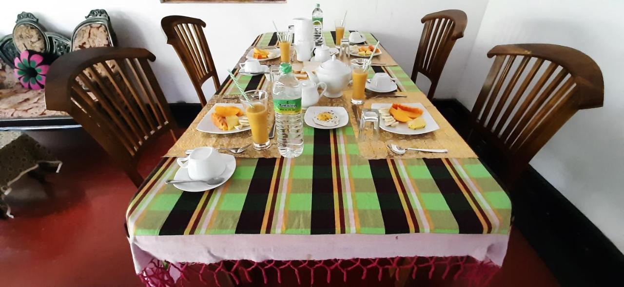Galaxy View Homestay Sigiriya Esterno foto