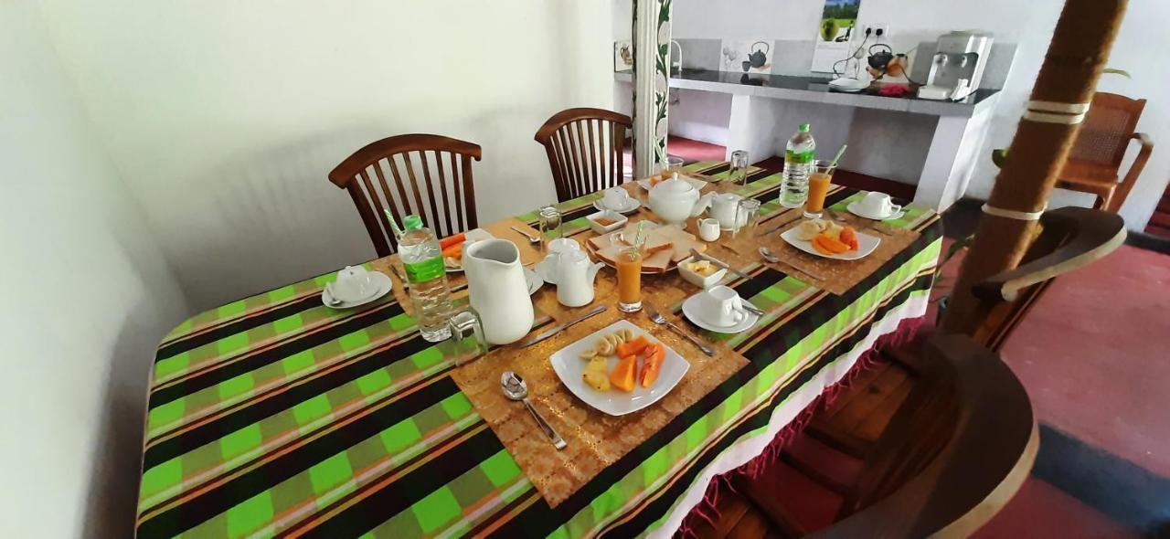 Galaxy View Homestay Sigiriya Esterno foto