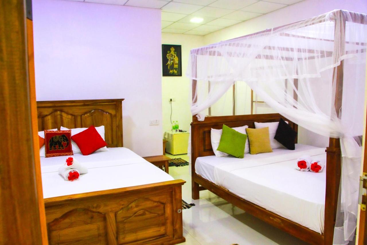 Galaxy View Homestay Sigiriya Esterno foto
