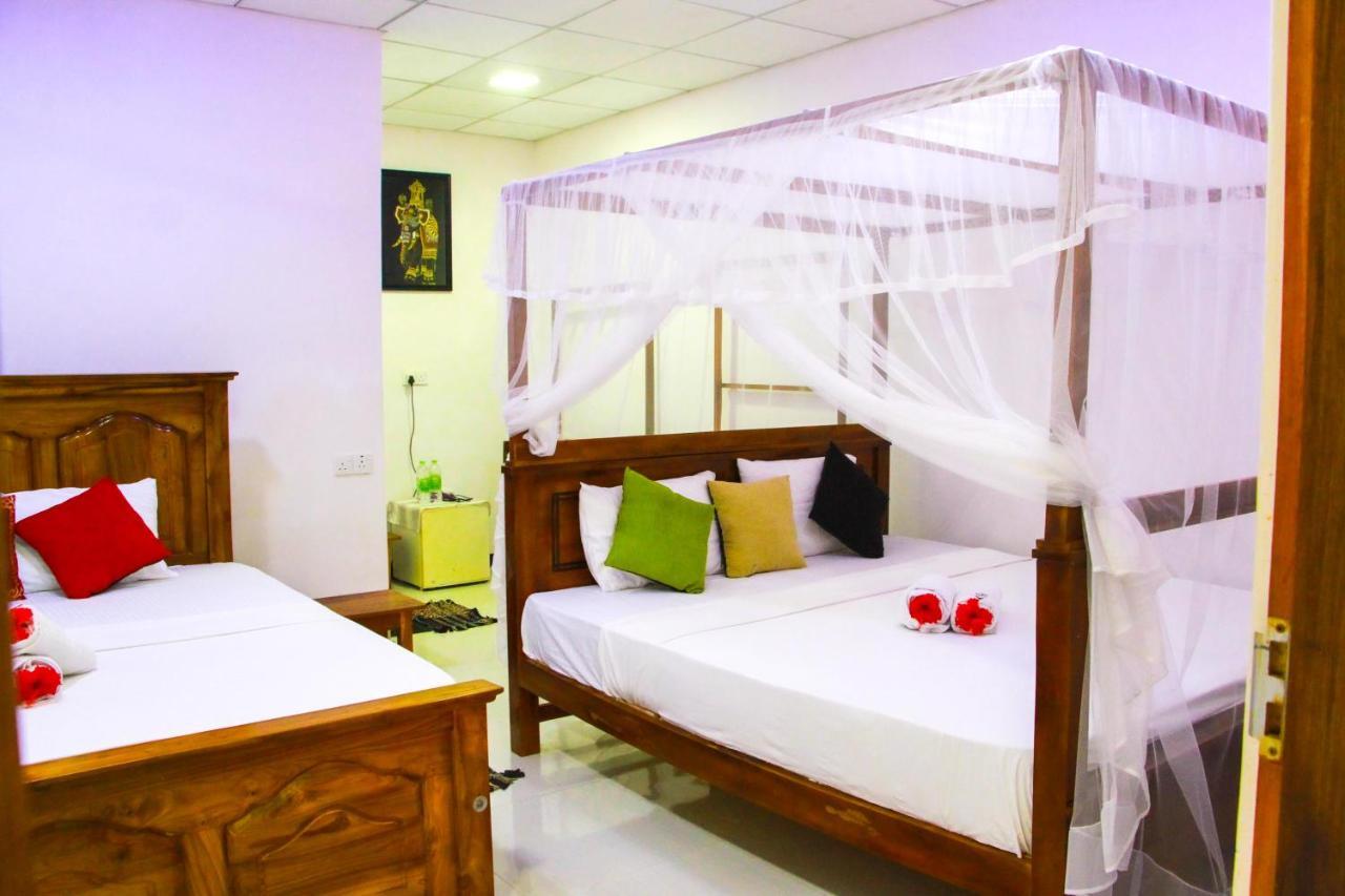 Galaxy View Homestay Sigiriya Esterno foto