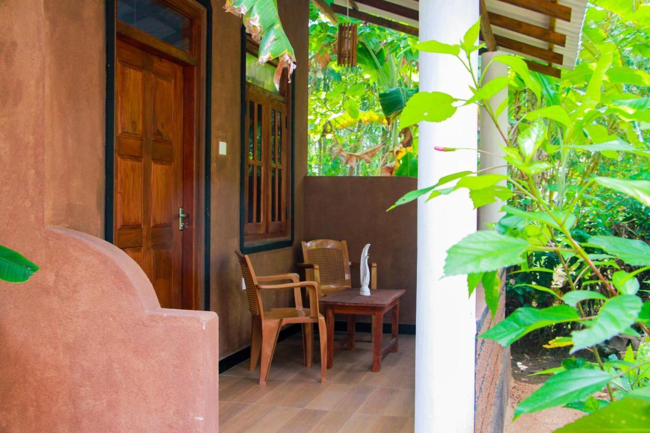Galaxy View Homestay Sigiriya Esterno foto